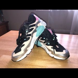 Brand new sample size new balance sneakers